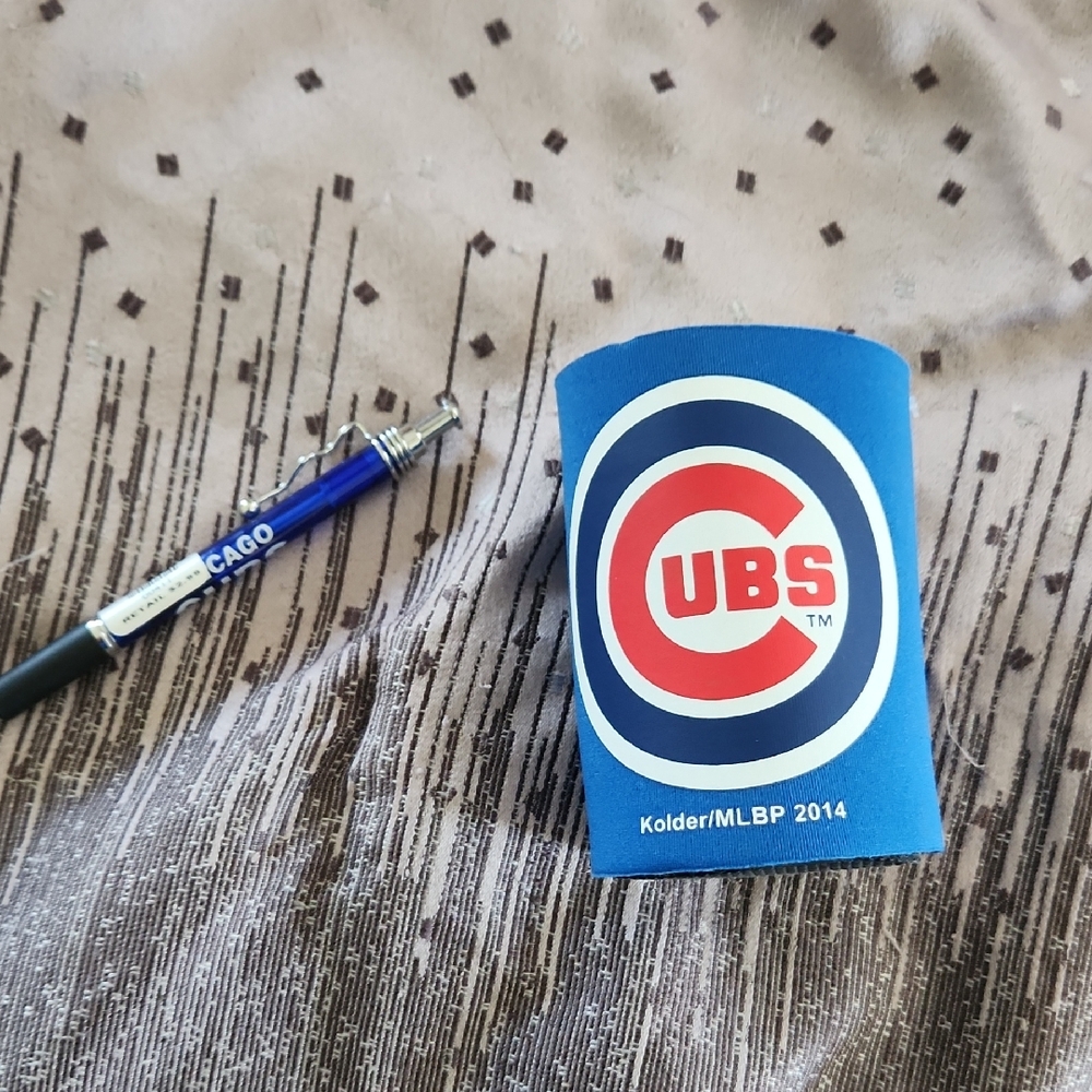 Blue Cubs Koozie And Pen Set